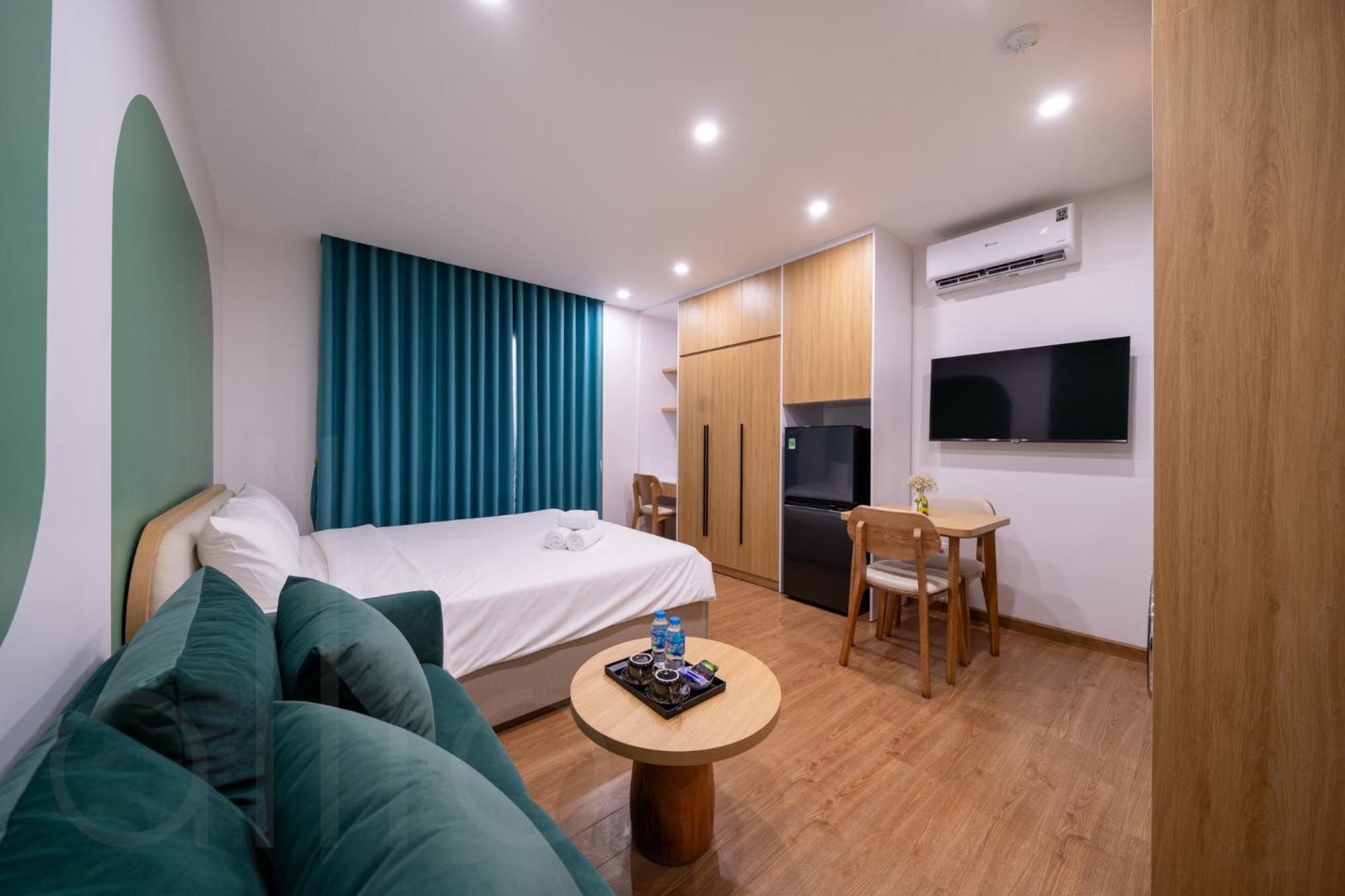 Moonlit Serviced Apartment Ханой Екстериор снимка