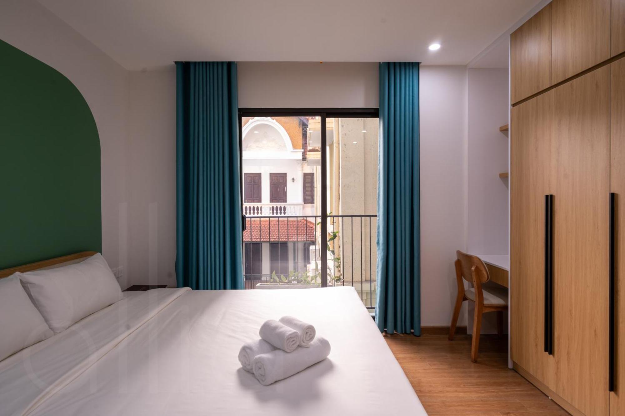 Moonlit Serviced Apartment Ханой Екстериор снимка